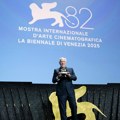 "Frensise, poznajemo se već pola veka i dalje me inspirišeš. Život je bio dobar prema meni...": Emotivne reči slavnog…