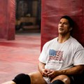 Čovek od kamena: prvi put ranjiv kao cvet: Gledali smo The Smashing Machine, Dvejn Džonson je konačno postao glumac