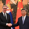 Šta je Vučić poklonio Siju
