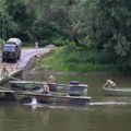 Vojska Srbije postavila most preko Velike Morave kod Svilajnca