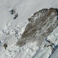 Dvoje planinara poginulo u lavini na Himalajima, dok je dvoje nestalo