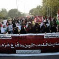 Хиљаде људи на митингу у Пакистану против израелског бомбардовања у Гази