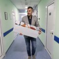 Зоран Ђорђевић је посетио и даривао поклоне малим пацијентима који се суочавају са озбиљним болестима