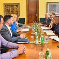 Predsednica Gojković održala sastanak sa predstavnicima opština pogođenih nevremenom: Pomoć u saniranju štete