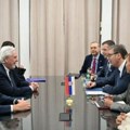 Vučić u Njujorku sa direktorom kompanije Filip Moris: U planu nova investicija od 100 miliona evra (foto)