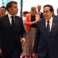 Macron: Ugrožena je vjerodostojnost SAD-a