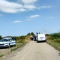 Prve slike stravične nesreće na pružnom prelazu kod bačkog petrovca! U teškoj nesreći nastradao muškarac (76), telo nađeno…