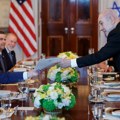 ‘Он гради мир’: Нетањаху жели да Трамп добије Нобелову награду за мир