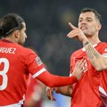 Gotovo je! Albanski provokator predstavljen u novom klubu: Džaka ponovo u Engleskoj, obukao je crveno-beli dres!