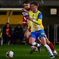 Horor! Bivša zvezda Arsenala nakon sudara glavom završio u komi