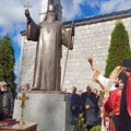 U Kolašinu otkriven spomenik mitropolitu Amfilohiju