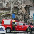 Pao deo napuštene kuće u Ulici Džordža Vašingtona: Oštećena četiri vozila, obustavljen tramvajski saobraćaj