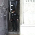 Zbog istrage o smrti studentkinje policija i ekipa TV Informer ušli u Rektorat