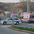 Uznemirujući snimak kruži mrežama: Dvojica muškaraca usred dana tuku maloletnika u parku