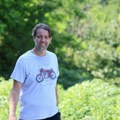 Gradonačelnik Kragujevca krenuo peške na skup u Beograd: Pošao iz rodnog sela Dobrača, biće ispred Skupštine u subotu
