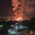 Tokom noći izbio veliki požar kod toplane na Novom Beogradu (FOTO)