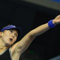 Andrejeva preskočila tešku prepreku, poznat prvi polufinalni par