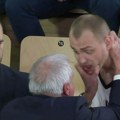 Žoc greške svojih pulena odmah kažnjava: Obradović je posle ovoga izveo Smailagića iz igre i očitao mu žestoku bukvicu!