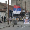 Stotinak mladića i dalje protestuje zbog "Mirdite", FHP od Dačića traži da se festival održi