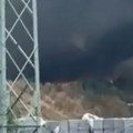 Dramatični snimci požara sa lozničke deponije: "Zatvorite prozore" nadležni apeluju, ništa se ne vidi od dima