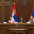 Počela sednica Odbora za kulturu i informisanje o REM-u, prisustvuje Brnabić