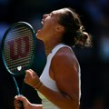 Sabalenka u poslednji čas sprečila senzaciju u Londonu: Beloruskinja posle preokreta i velike drame u polufinalu Vimbldona