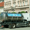 Zbog visokih temperatura cisterna sa vodom na ulicama Leskovca