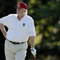 Tramp stiže u Škotsku, otvara svoj novi teren za golf Kupio posede na 2 lokacije, Bela kuća najavljuje i razgovore sa…