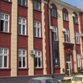 Uprava zamenila brave na Medicinskom fakultetu, studenti u blokadi morali da izađu