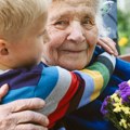 Baka Ruža je najstarija stanovnica Inđije: Napunila je 99 godina, svi misle da je to zbog ovoga!