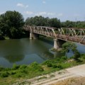 Most na Velikoj Moravi preti da se sruši! Pomoravlje odsečeno: ljudi putuju 70 km za posao!