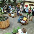 Terapeutska bašta u Školskom centru "Dositej Obradović" - da se vratimo prirodi