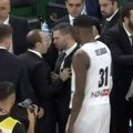 Dušan Alimpijević se umalo potukao na utakmici: Izgubio u poslednjoj sekundi, pa ušao u klinč s Turčinom!