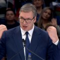 "Za razliku od drugih, mi ne vodimo politiku mržnje" Vučić u krcatoj Areni poručio: "Pristojna Srbija hoće da gleda u…