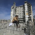 Izraelski napad na višespratnicu u Rafi najava predstojeće invazije: "Ljudi su trčali, bio je haos, ostavljali su za sobom…