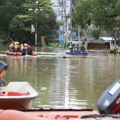 Evakuisan čitav grad: Obilne kiše, grad i uraganski vetar pogodio delove južne Kine: Četiri osobe poginule u nevremenu…