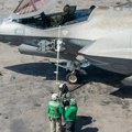 Američki ponos u problemima: F-35 „rđaju“ na otvorenom dok čekaju da se izvrši nadogradnja sistema (video)