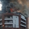 Gori poznati hotel u novom pazaru: "Videli smo plamen kako izbija kroz stakleni deo krova restorana i čuli pucketanje" (video)