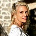 "Kad muškarci saznaju da imam decu, sve se menja" Pevačica dugo samuje nakon razvoda, a ovako je prokomentarisala muža Goce…