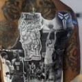 VIDEO Karlik Džons prekriva čitava leđa tetovažama: Pogledajte koji momenat sa meča je odlučio da istetovira