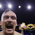 Usik nedodirljiv u boksu, sprema se za MMA borbu