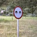 Ovaj saobraćajni znak svi zovu "oko": Deluje zbunjujuće, ali krije bitnu poruku vozačima i ključan je za bezbednost u…