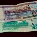 Blumberg: rublja postala najjača valuta u odnosu na dolar