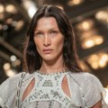 Potresna ispovest Bele Hadid: "Ne mogu da funkcionišem zbog bolesti, ništa ne pomaže"