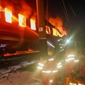 Napad na železnicu, putnici hitno evakuisani. Pogođeni objekti u dva grada, rojevi "šaheda" i dalje na nebu
