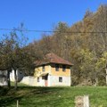Dulene kod Kragujevca čuva duh stare Šumadije: Etno kuće, priroda i hram podignut za tri meseca