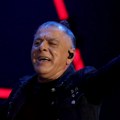 Aki se nekada grozio svog glasa, a onda je ušao u istoriju: Kako je nastao Parni Valjak