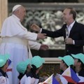 Vatikan: Glumac Roberto Beninji i papa Franja obeležili Svetski dan mladih