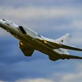 Pogođen ruski strateški bombarder: Ukrajinski dronovi pogodili Tu-22M3 na vojnom aerodromu u Olenji