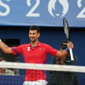 Srbija ima drugu medalju: Novak pobedio Muzetija i zakazao meč sa Alkarazom